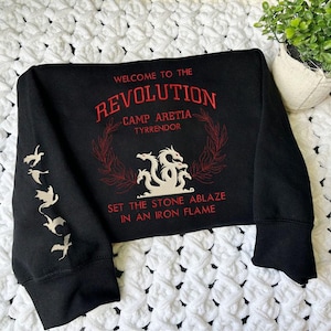 Iron Flame Revolution Embroidered Sweatshirts, Dragon Rider,Violet Sorrengail,Rebecca Yorros,Xaden Riorson, Bookish ESH4029.H.DT