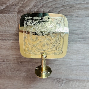 Porta carta igienica in ottone marocchino – Dispenser per bagno artigianale da 13 x 11 cm con finitura martellata – Supporto da parete vintage boho