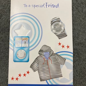 Cartão de cumprimentos de aniversário de amigo especial