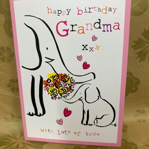 Feliz cumpleaños tarjeta de felicitación de la abuela
