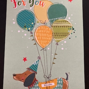 Juste pour vous carte de voeux de joyeux anniversaire de chien de saucisse