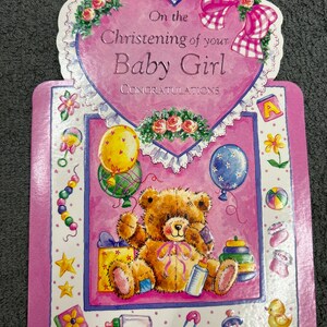 Sur la carte de vœux de baptême de baptême de votre petite fille