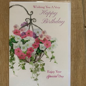 Cartão de felicitações de feliz aniversário com flores