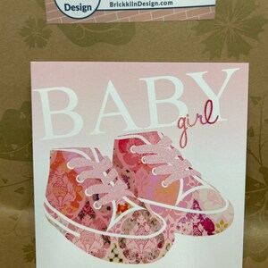 Nouvelle carte de voeux de bébé fille