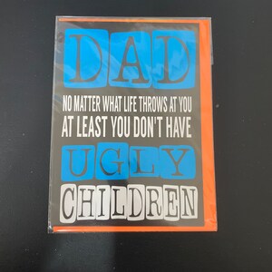 Tarjeta de felicitación de cumpleaños divertida en blanco para papá