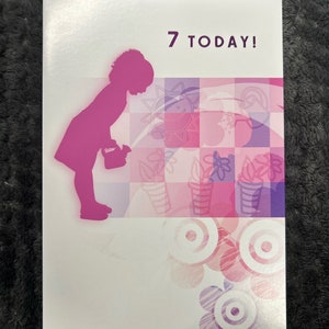 Joyeux 7e anniversaire carte de voeux enfants anniversaire d'enfants