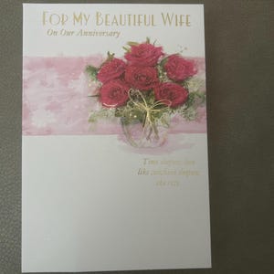 Biglietto di auguri per l'anniversario di matrimonio della cara moglie