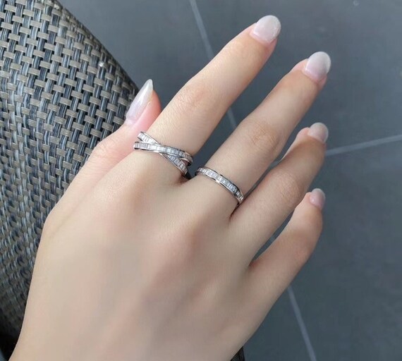 silver chanel set ring