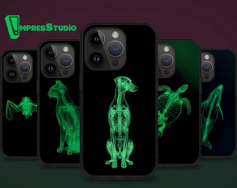 Funda para teléfono con diseño de animales que brillan en la oscuridad (rayos X)