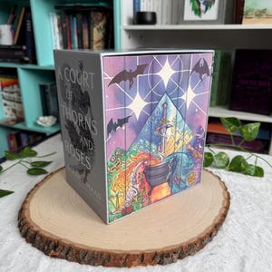 ACOTAR box set with sprayed edges PREORDER | Sarah J Maas | A Court of Thorns and Roses Sprayed Edge Box Set