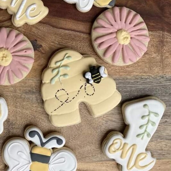 Beehive Cookie Cutter