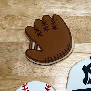 Baseball Glove | Cookie Cutter