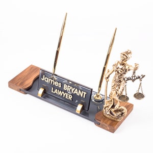 Placa de madera de cristal para escritorio de abogados, regalo personalizado para abogados, jueces y despachos de abogados.