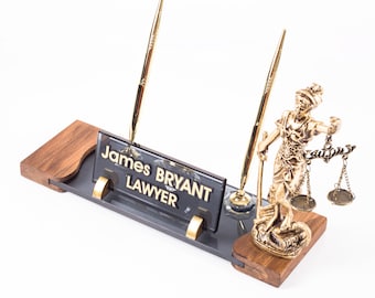 Targa da scrivania in legno di cristallo personalizzata: regalo per studio legale