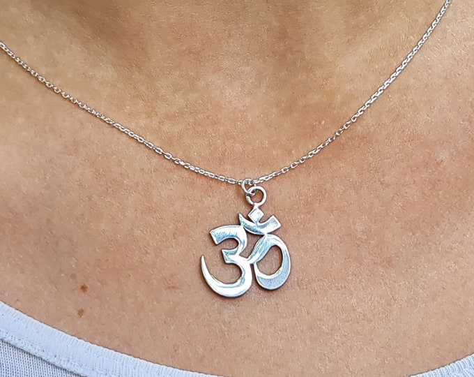 Handmade Silver Yoga Om Necklace, Spiritual Jewelry, Meditation Charm, Unisex Yoga Necklace, Yoga Lover Gift, Yoga Symbol Charm