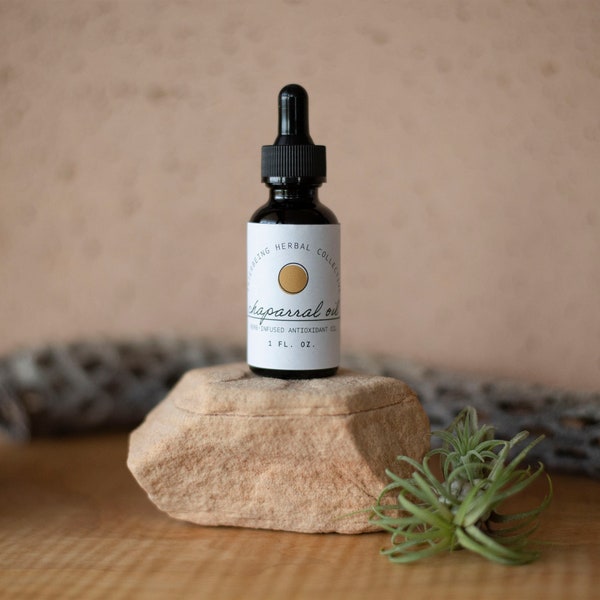 Chaparral Oil |  Wildcrafted Herbal Infused Oil ~ chaparral, creosote, dry, cracked skin, antioxidant oil