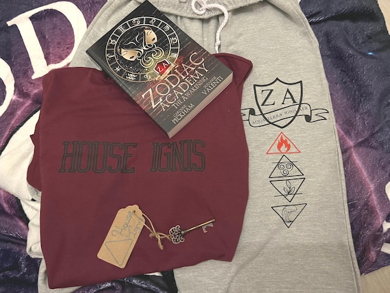 Zodiac Academy “P.E” Kit Joggers & T-shirt in house colours Set *Officially licenced merchandise*