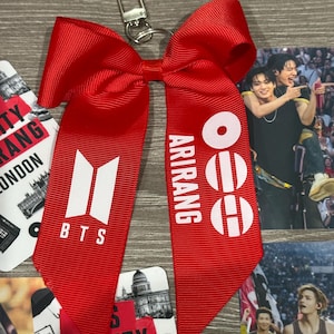 Portachiavi a forma di fiocco dei BTS, concerto Arirang, k-pop