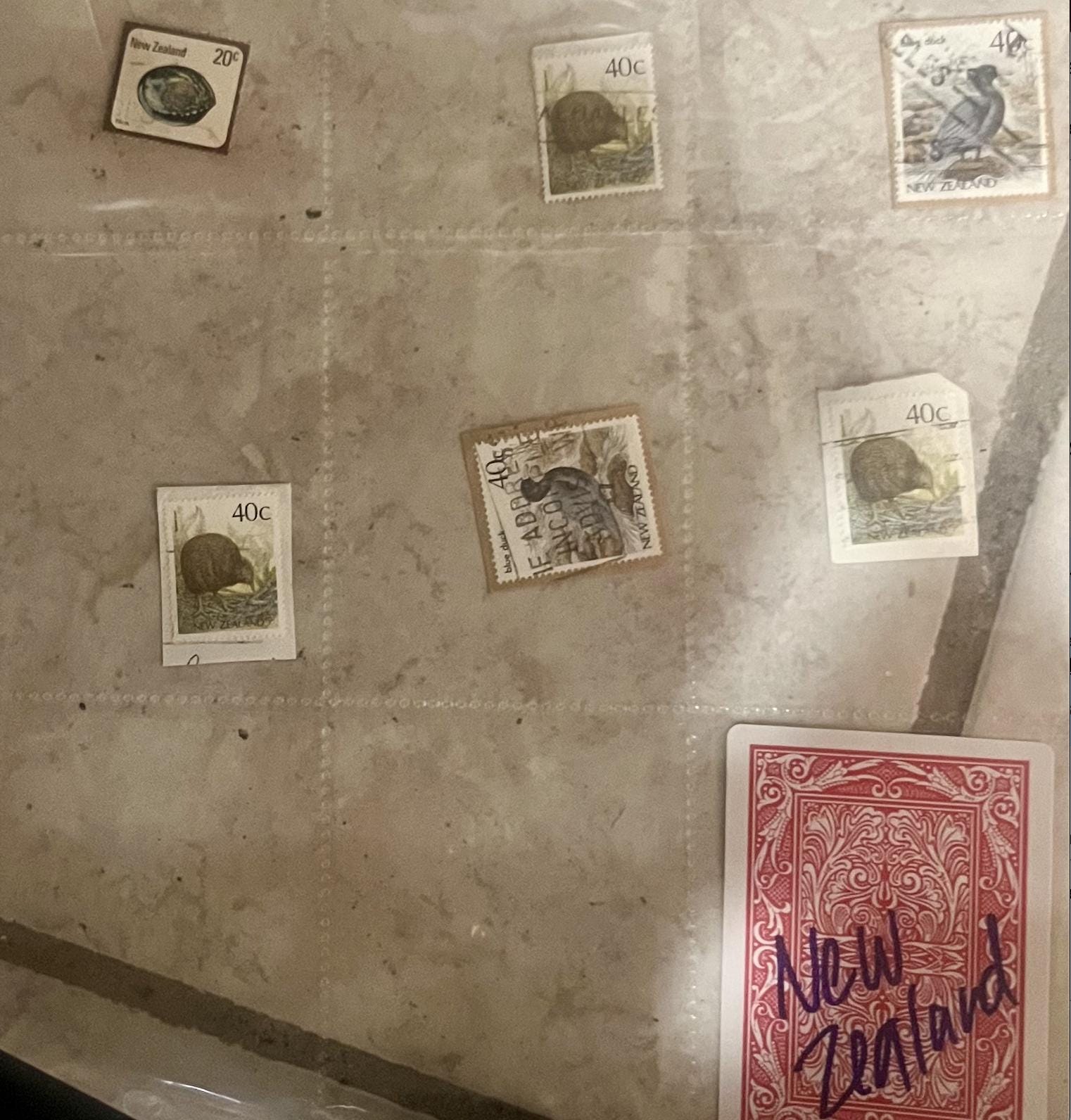 謎の国際切手 20 枚 - それぞれ違う国!! - Etsy 日本