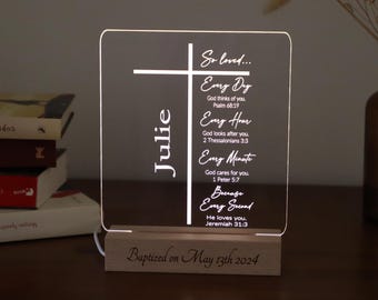 Luce notturna a LED personalizzata con nome: croce cristiana, regalo con versetto della Bibbia