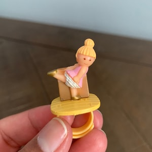Polly Pocket Rosie Learns Ballet Ring - 1991 Bluebird Toys - 100% Complete