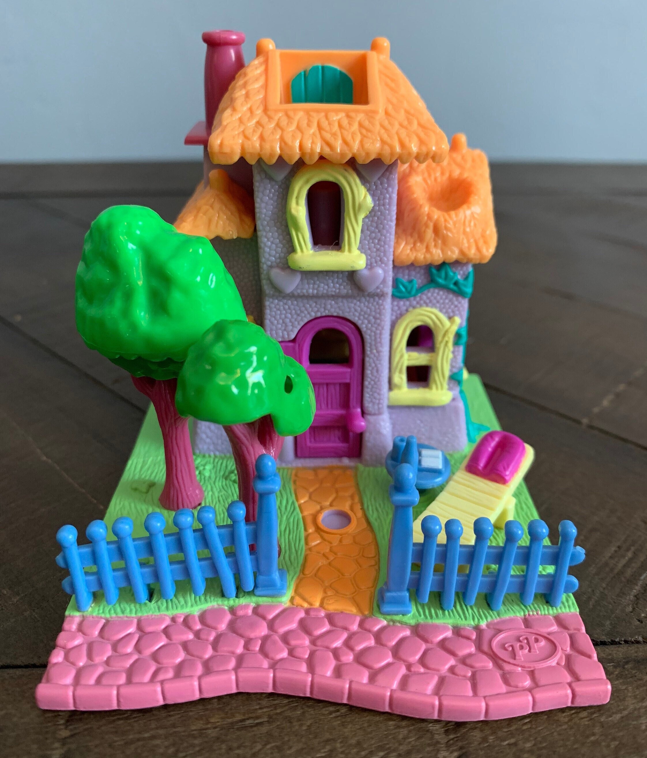 polly pocket giraffe house