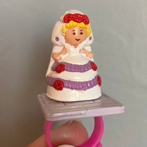 Polly Pocket Polly Plays Bride Ring - 1990 Bluebird Toys - 100% Complete and Original
