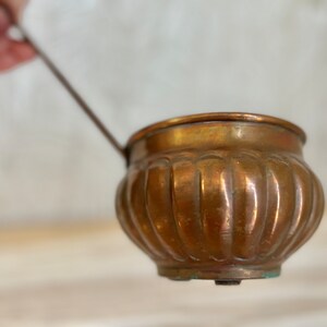 Antique metal scoop skimmer (JAS) Antique metal scoop skimmer (JAS)