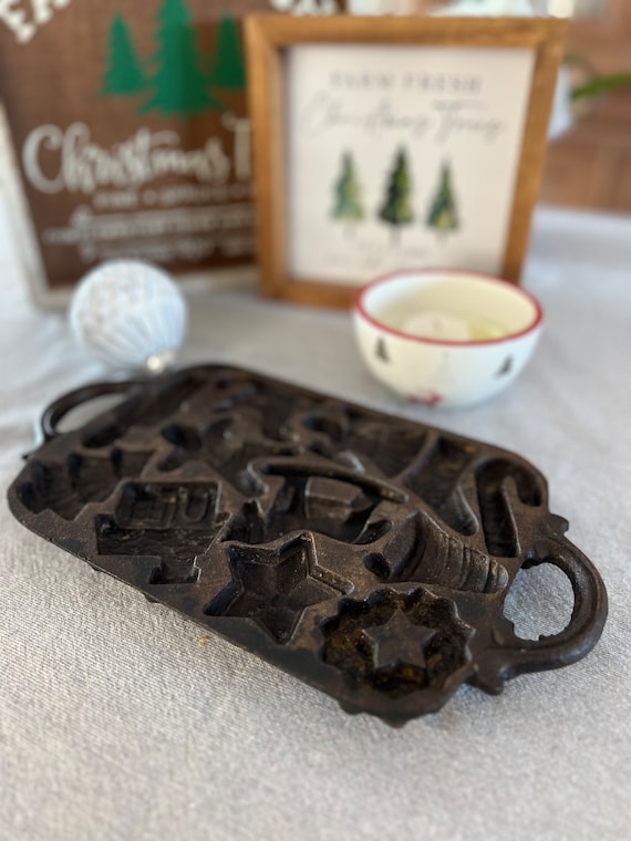 John Wright flake Cake Pan 鋳鉄製焼き型 Vintage John Wright Cast Iron Christmas Cookie Pan, Holiday Baking