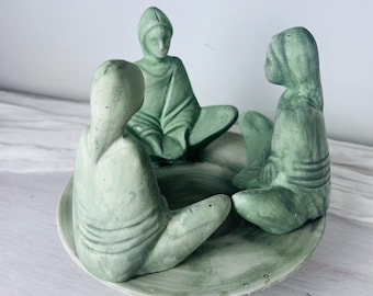 Vintage 1990s FKI Ceramic Circle of Friends Candle Holder, Sage Green Friendship Circle Bowl, Tribal Spirit Unity Sculpture, Boho Folk Art