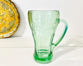 Grünes Vintage Coca Cola Glas mit Henkel von Libbey