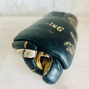 Vintage Spaulding Fast Bak Forta-Flex Action Hockey Glove - Right Glove Only Display Prop