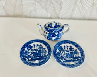 Blue Willow Miniature Tea Set 4 Replacement Pieces, 1940s Occupied Japan