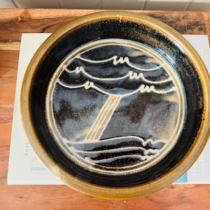 Vintage Studio Art Pottery Display Deep Dish Plate