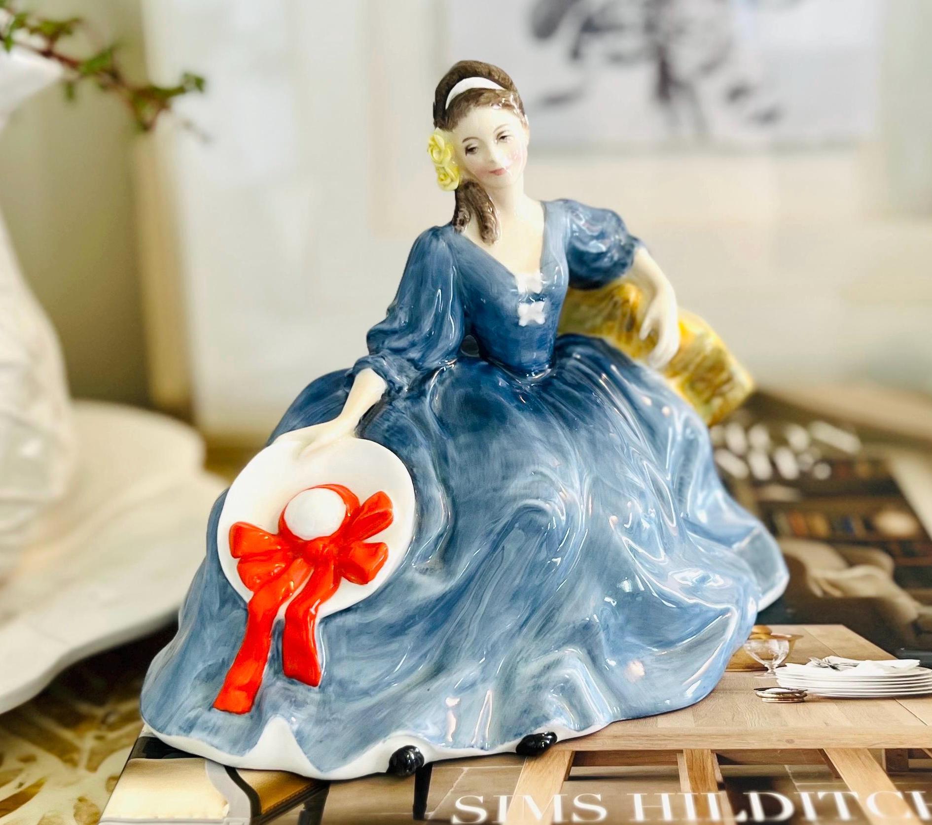 ロイヤルドルトン　Elyseさん Vintage Royal Doulton Elyse Figurine HN2429 | 1971 English