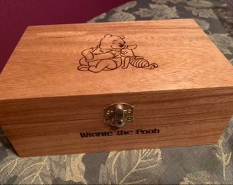 Engraved pooh wooden gift box