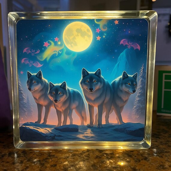 Lunar Wolf Pack Glass Light – 7x7 LED Moonlit Night Scene – Spirit Wolves Fantasy Decor – Mystical Animal Lamp for Nature Lovers