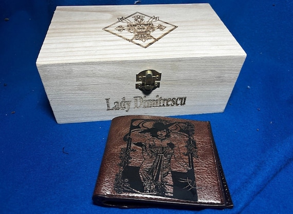 Lady D engraved wooden box with optional flask and wallet bundle