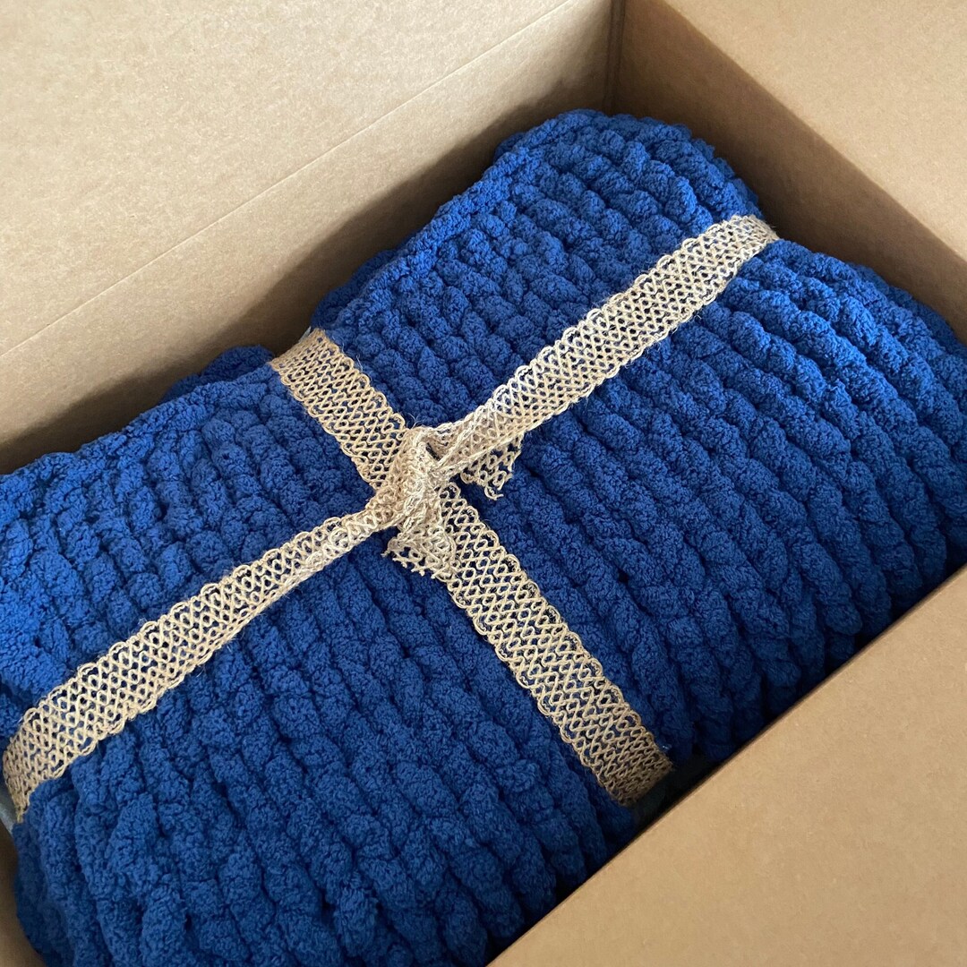 Chunky Knit Blanket Hand Knit Blanket Large Throw Blanket Etsy