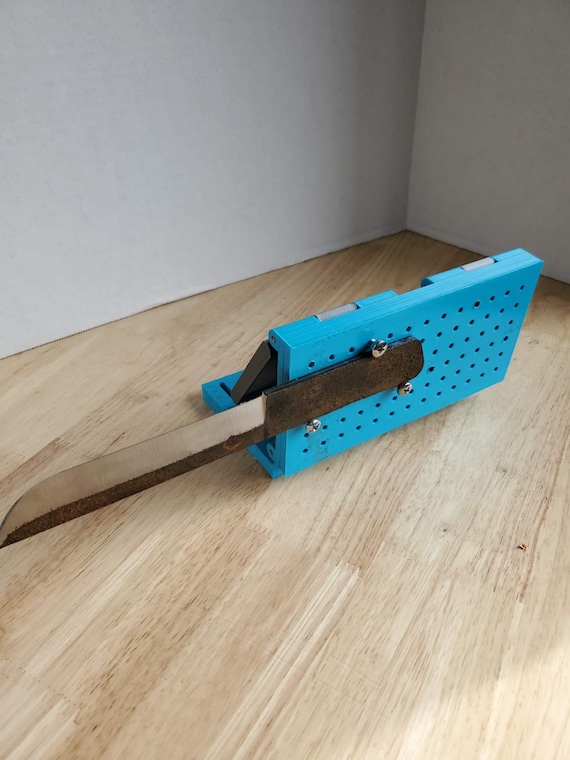 I made this knife sharpening jig with hand tools : r
