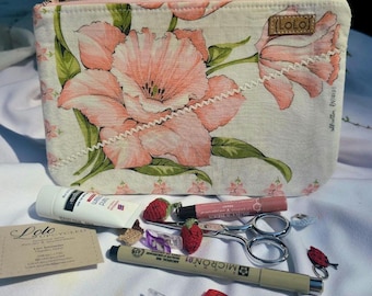 Vintage Hanky Zipper Bag