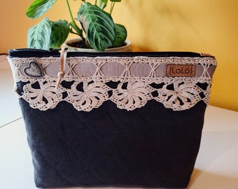 Linen and lace zipper bag