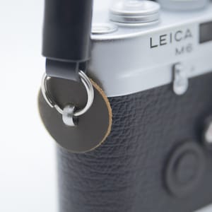 brown leather camera neck strap eyelet protector split ring LEICA M3 M4 M6 M7 MP M8 M9 M9-P M10 220 M-P M10 M10-P M10-D M10-R M11 Q3 D-LUX 8