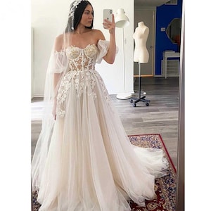 Lace Appliques Boho Wedding Dresses Sweetheart Detachable Sleeves Bridal Gowns Court Train Lace Up Back Bridal Dress Wedding Gowns