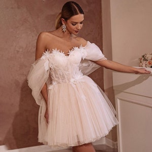 3D Flowers Short Wedding Dresses Sweetheart Off The Shoulder Bridal Gowns Mini Short Bridal Dress Wedding Gowns