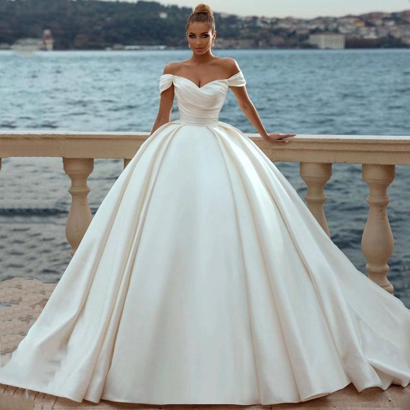 Wedding Dresses | Wedding Dresses & Evening Gowns by Anna Skoblikova