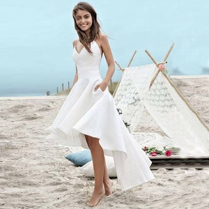 White Satin Hi low Beach Wedding Dresses V-neck Spaghetti Straps Backless Bridal Gowns Front Short Long Back Bridal Dress