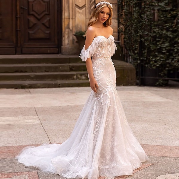 Sexy Mermaid Lace Wedding Dresses Sweetheart Off The Shoulder Bride Gowns With Train Backless Button Robe De Mariée