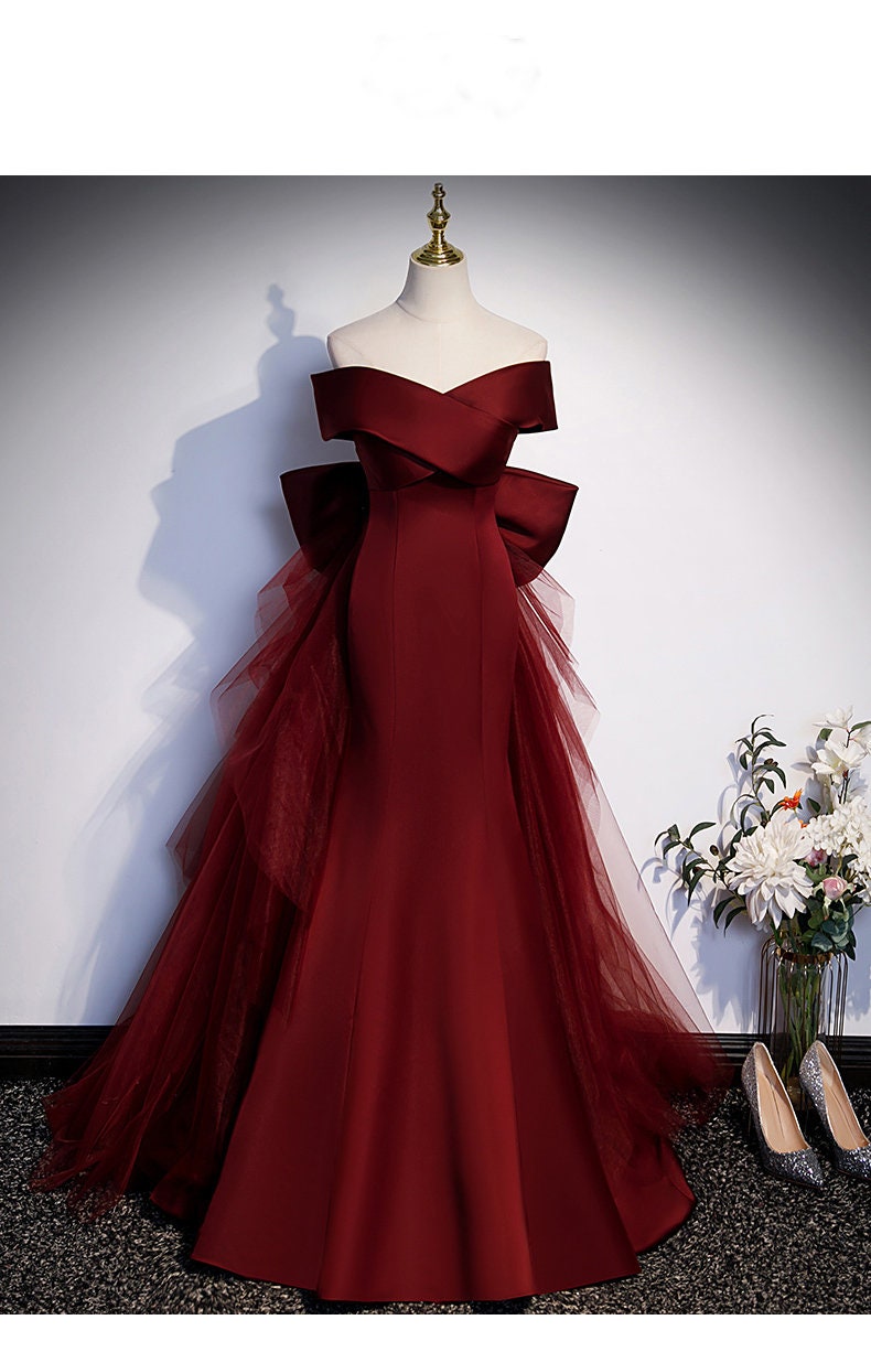 Buy Maroon Dresses for Women by Trendy Divva Online | Ajio.com