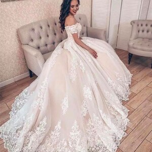 Luxury Lace Appliques Princess Wedding Dresses Sweetheart off the ...